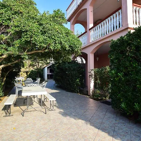 Apartments Silvana 597 Vlasici
